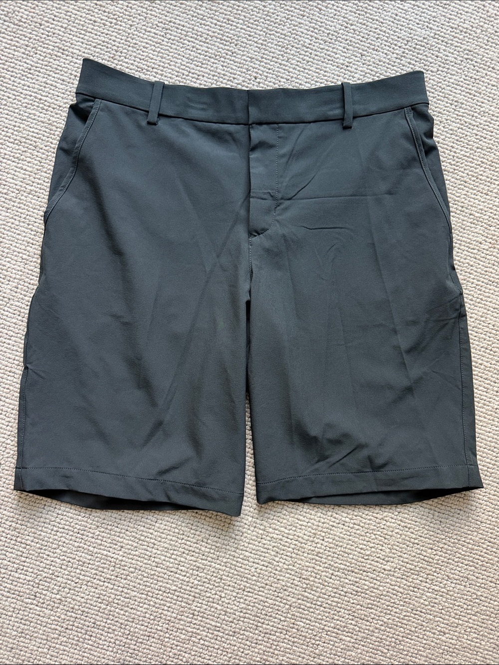 Nike Men's Black Flat Front Performance Shorts